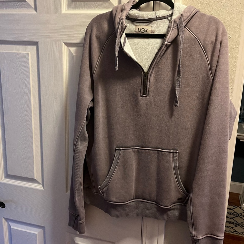 UGG 1/4 zip sweatshirt